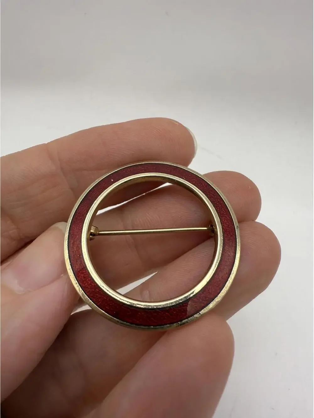 N/A vintage round